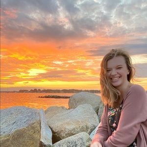 Meet your Posher, Amanda